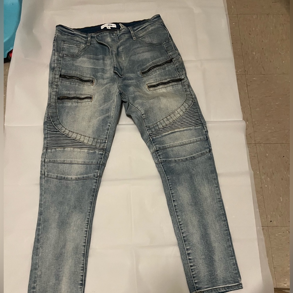 NWOT men’s relaxed jeans